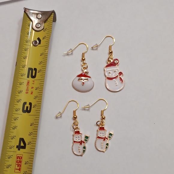 NWT Bundle of Two Pairs of Adorable Gold Dangling Christmas Earrings!! - Picture 3 of 4